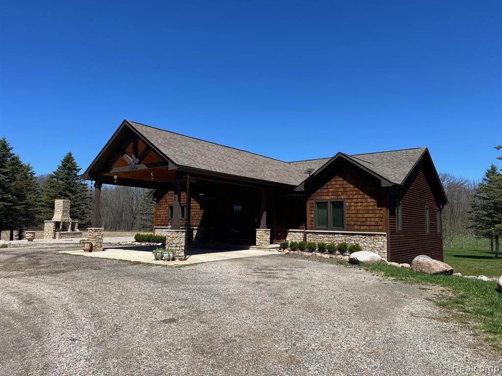 65650 Dailey Road, Edwardsburg, MI, 49112