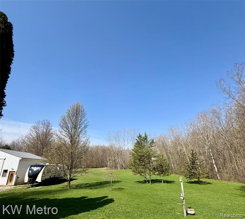 2949 E Hillside Drive, Midland, MI 48640 — Photo 49