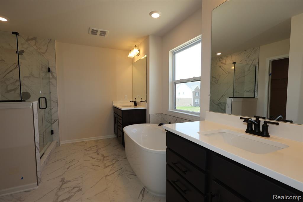 61717 Hevel Lane, Washington, MI — Photo 11