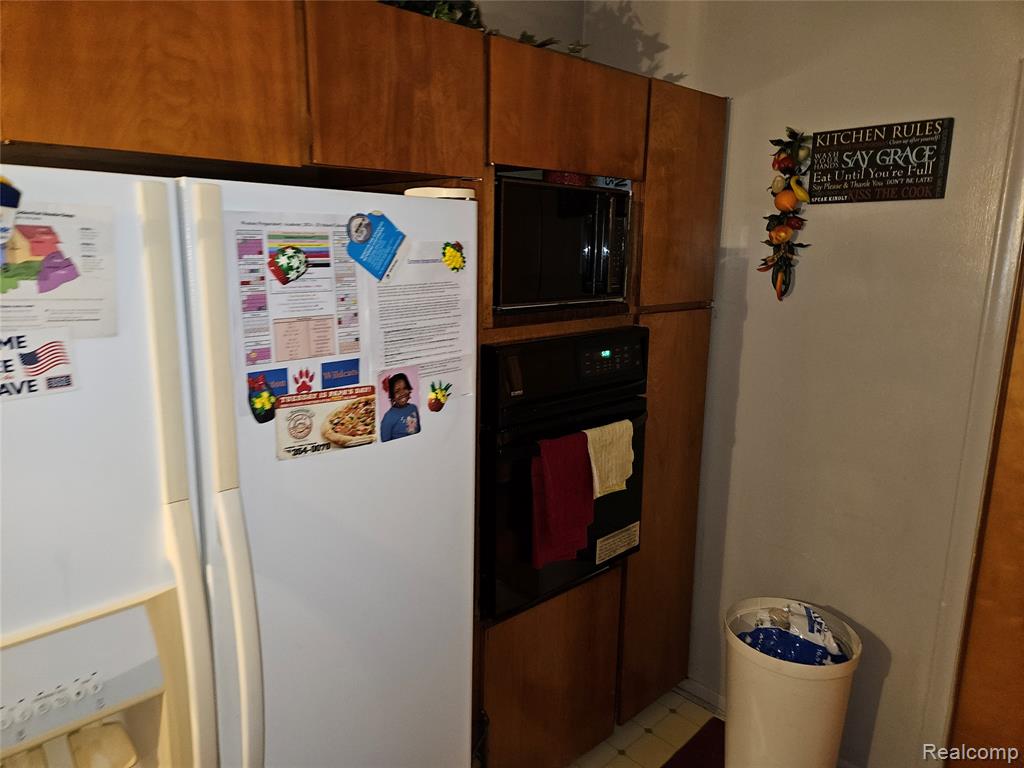 20201 Cherokee Street, Detroit, MI 48219 — Photo 15