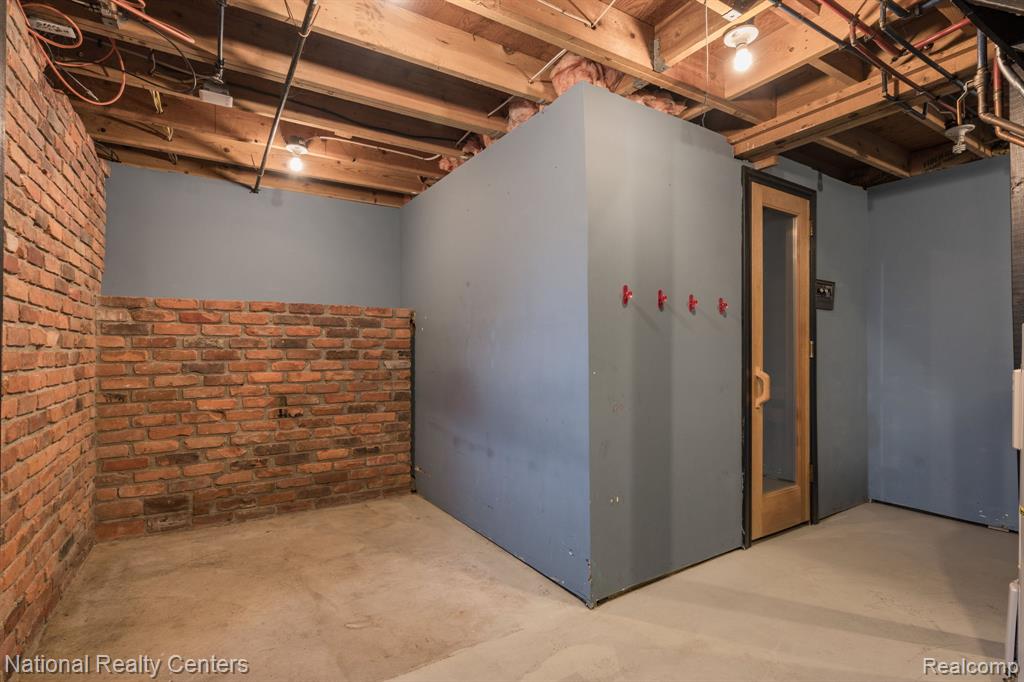 402 N West Street, Royal Oak, MI 48067 — Photo 22