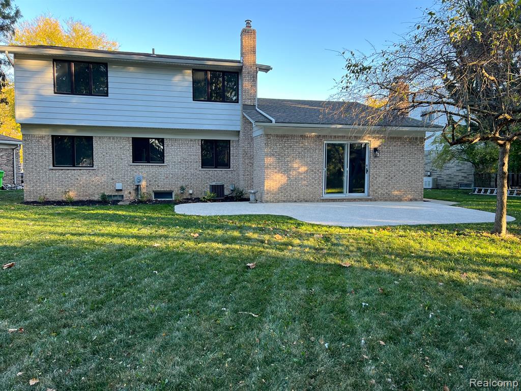 47165 JAMES Road, Macomb, MI 48044 — Photo 6