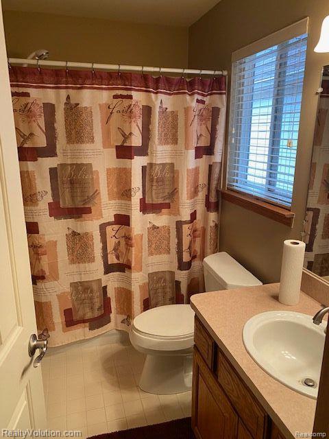 240 Deer Park S, Capac, MI 48014 — Photo 18