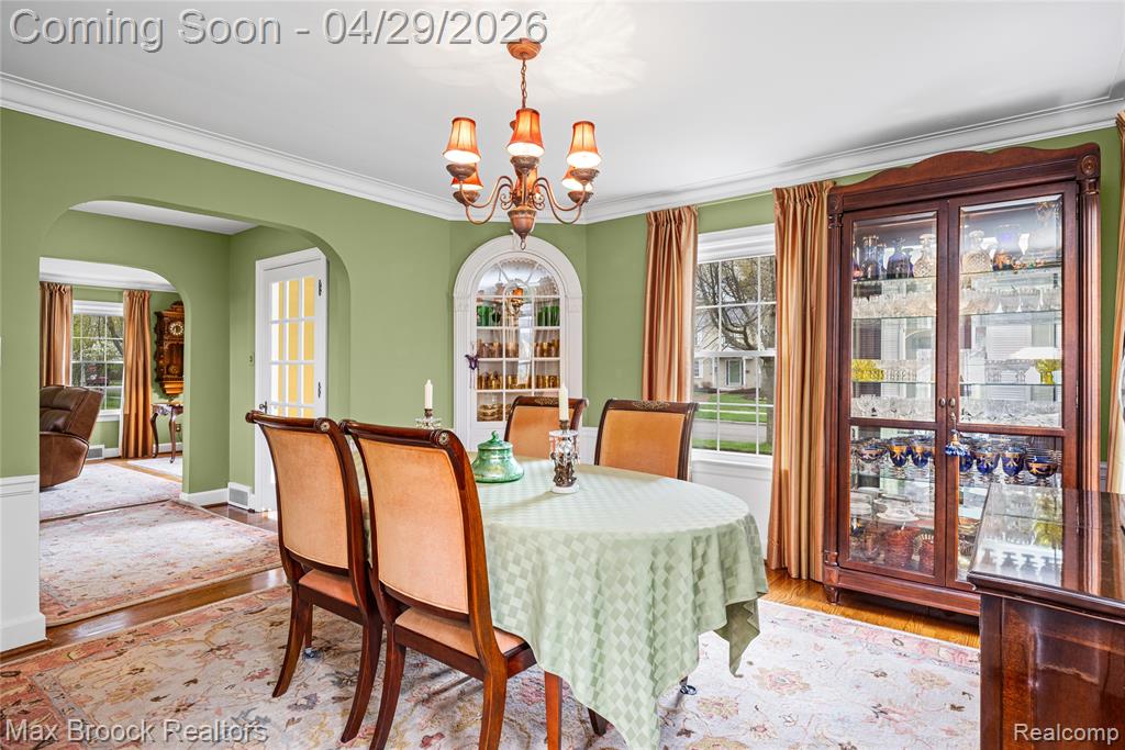 938 LAKEPOINTE STREET, Grosse Pointe Park, MI 48230 — Photo 13