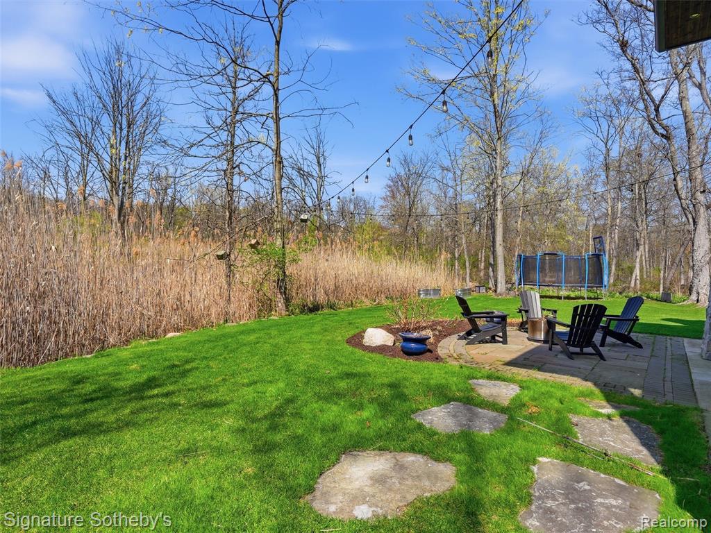 1595 Carriage Way, Rochester, MI 48307 — Photo 18