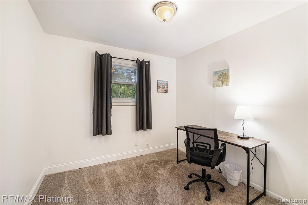 5311 Northway Drive, Swartz Creek, MI 48473 — Photo 15