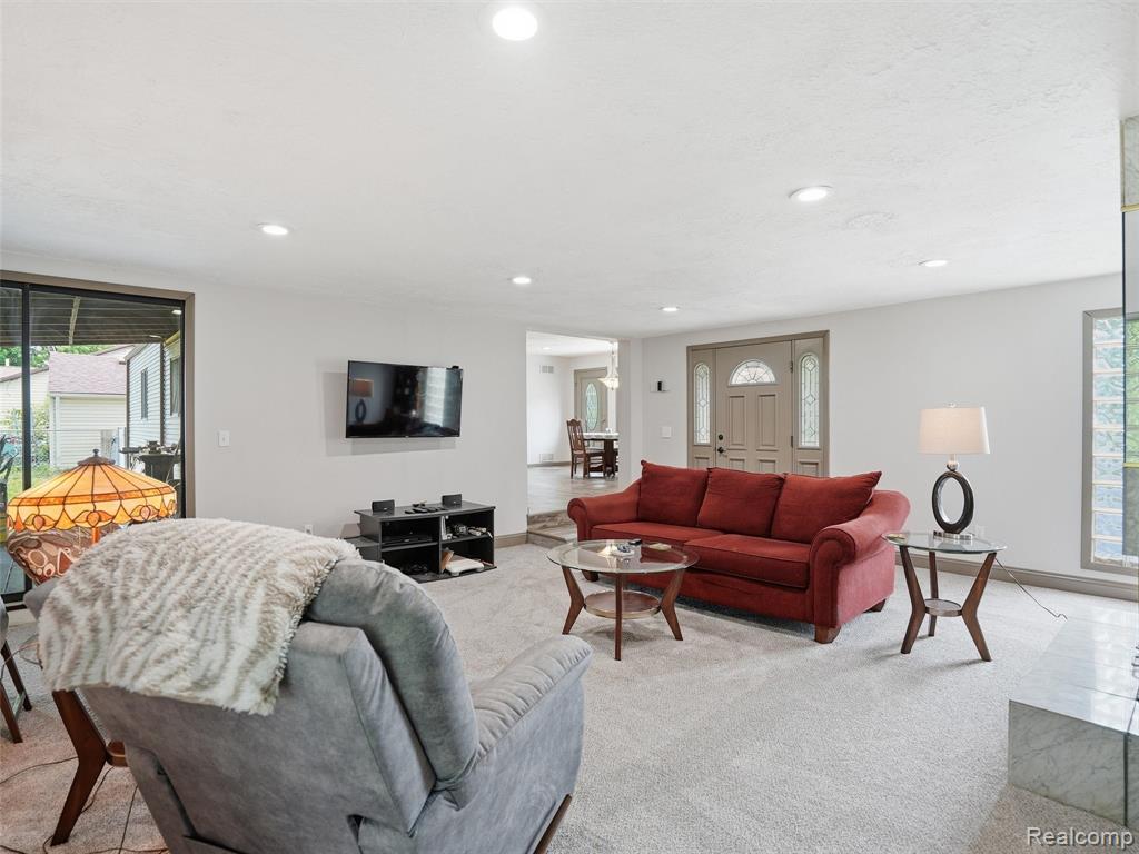 37843 Emery Street, Clinton Twp, MI 48036 — Photo 6