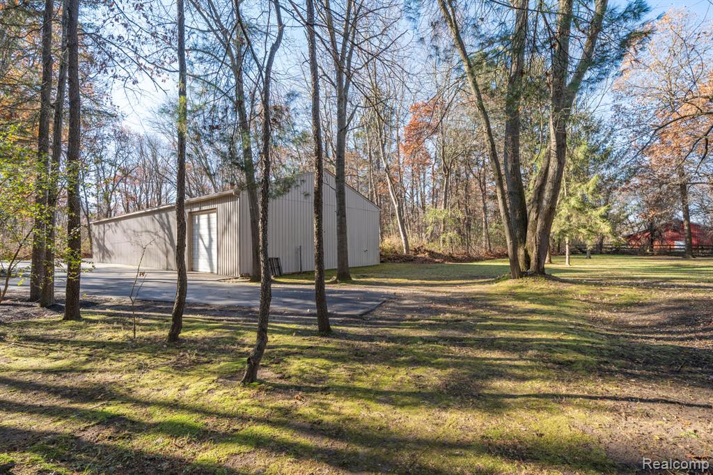 5150 N Milford Road, Highland, MI 48356 — Photo 47