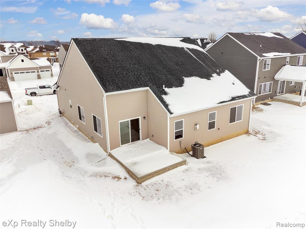 52169 Wellington Valley Drive, Macomb, MI 48042 — Photo 50