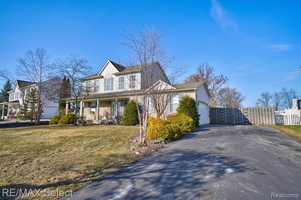 8056 LARK Lane, Grand Blanc, MI 48439 — Photo 4