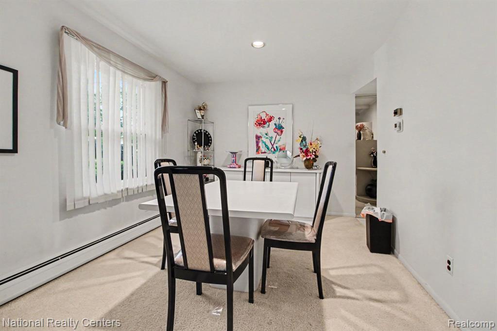 5535 Pembury Lane, West Bloomfield, MI — Photo 9