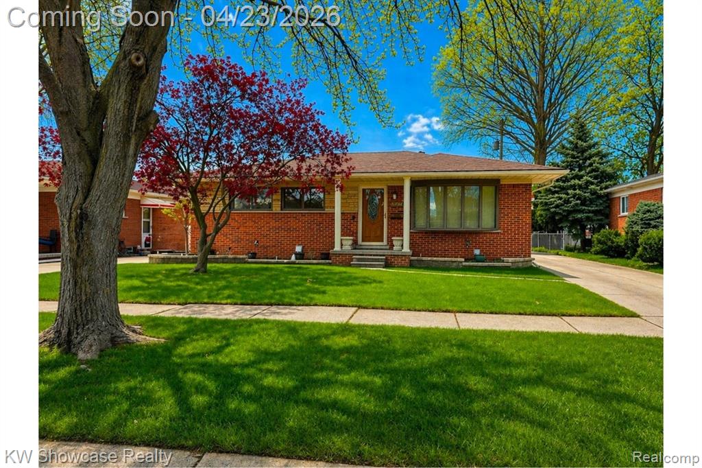 6206 Berwyn Street, Dearborn Heights, MI 48127 — front exterior