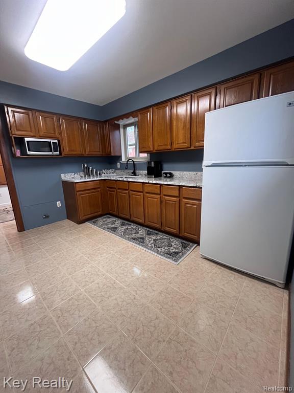 7964 ELM Street, Taylor, MI 48180 — Photo 14