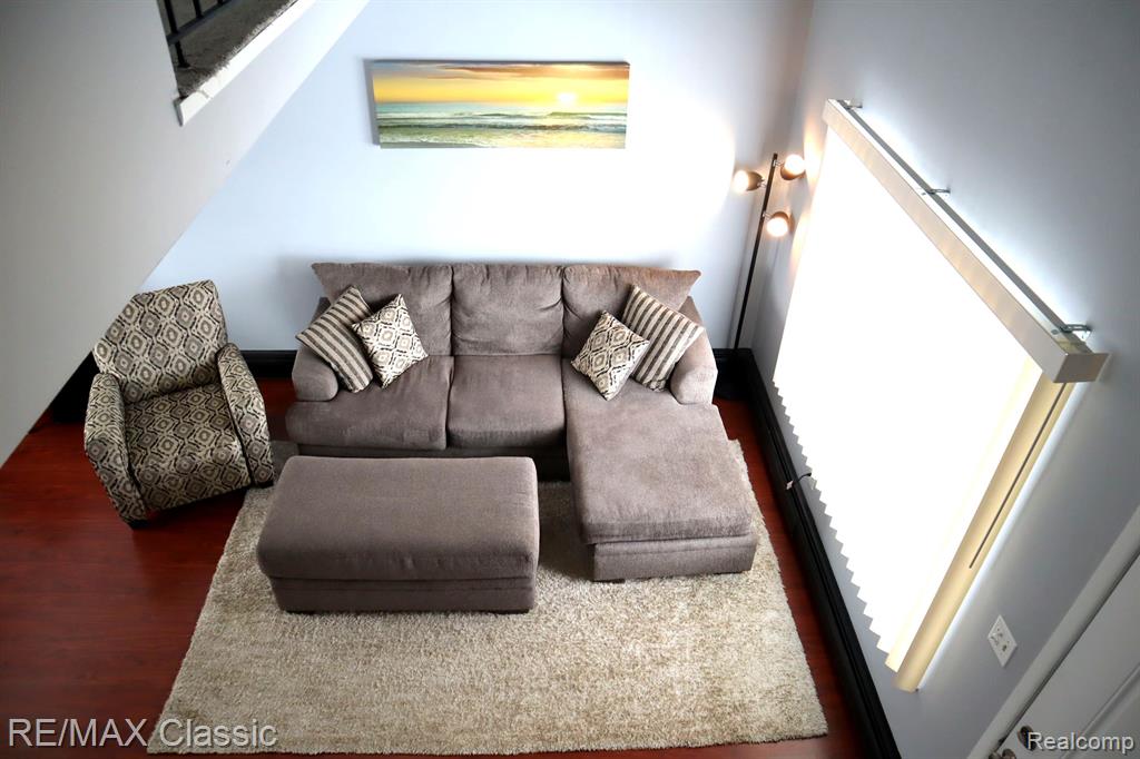 8149 Huntington Street, 12, Westland, MI — Photo 3