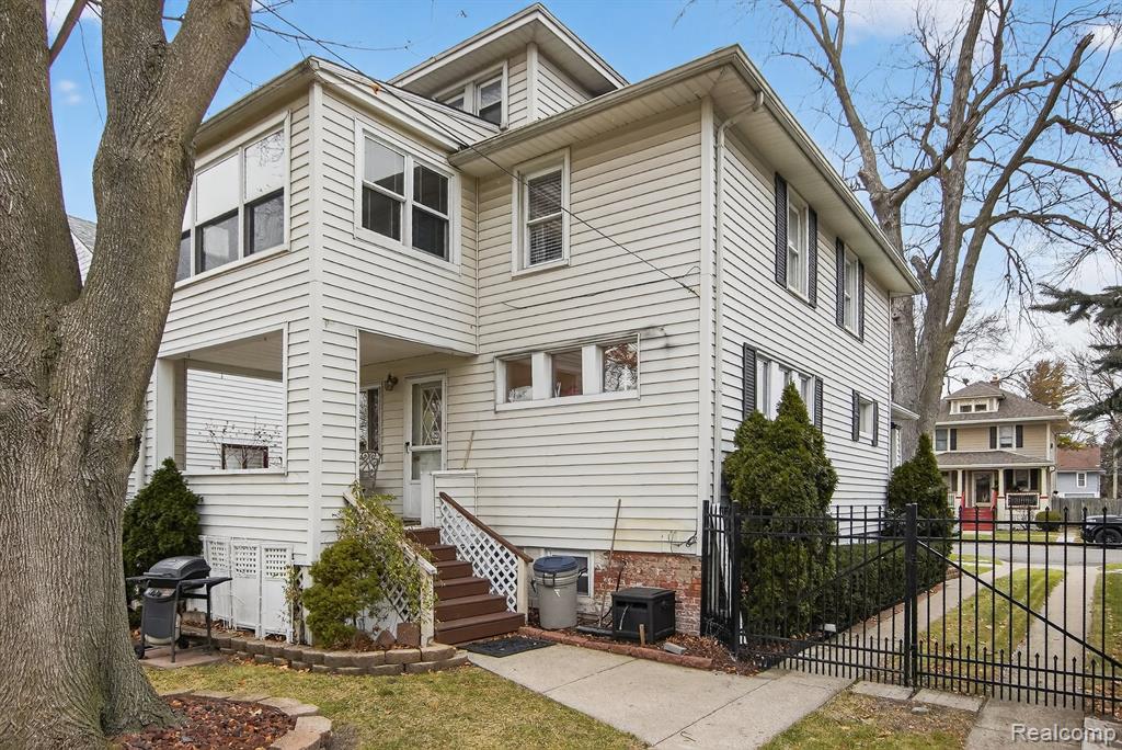 447 Maple Street, Wyandotte, MI 48192 — Photo 48