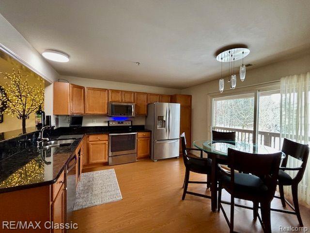 28560 CARLTON WAY Drive, Novi, MI 48377 — Photo 12