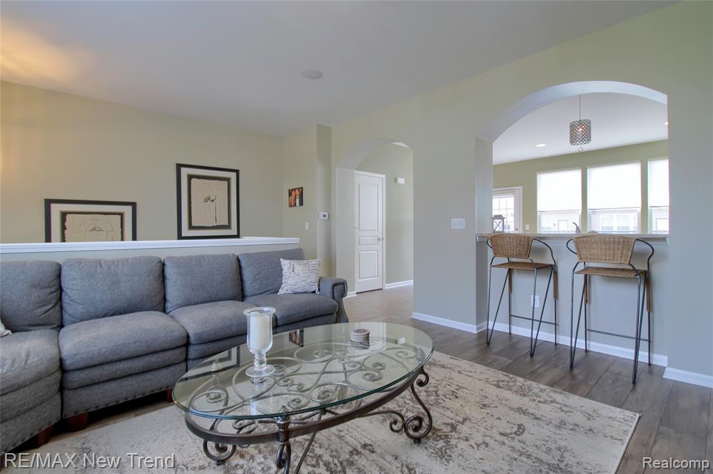 44509 Ellery Lane, Novi, MI 48377 — Photo 9