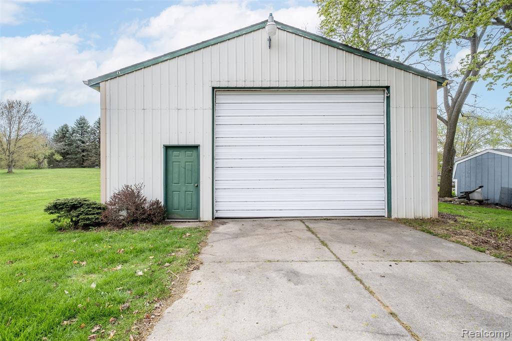 9416 S State Road, Goodrich Vlg, MI — Photo 46