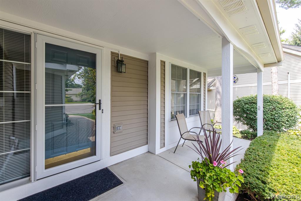 6580 Summit Ridge, Clarkston, MI — Photo 4