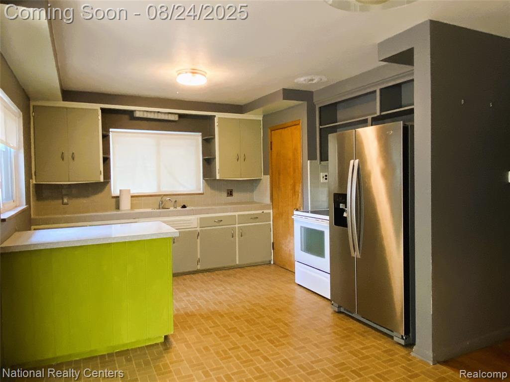7288 Kingsbury Street, Dearborn Heights, MI 48127 — Photo 7