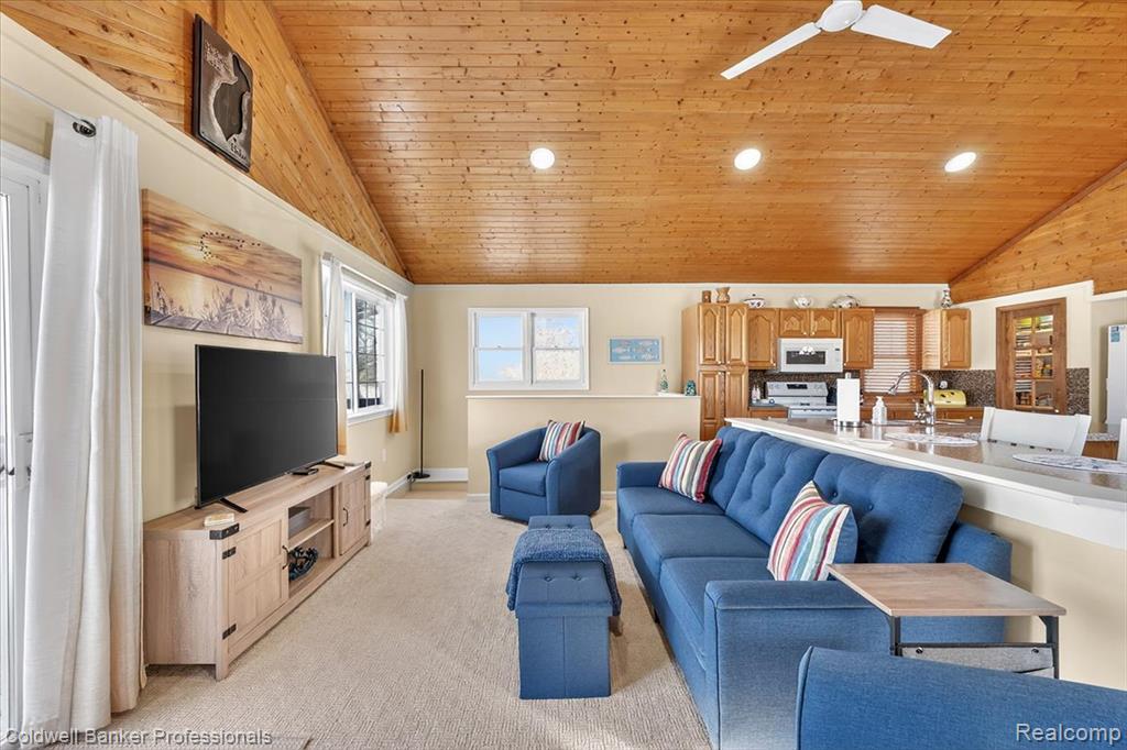 11050 Charles Drive, Byron, MI 48418 — Photo 18