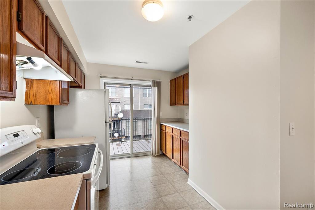 43 Georgetown Court, Dearborn, MI 48126 — Photo 13