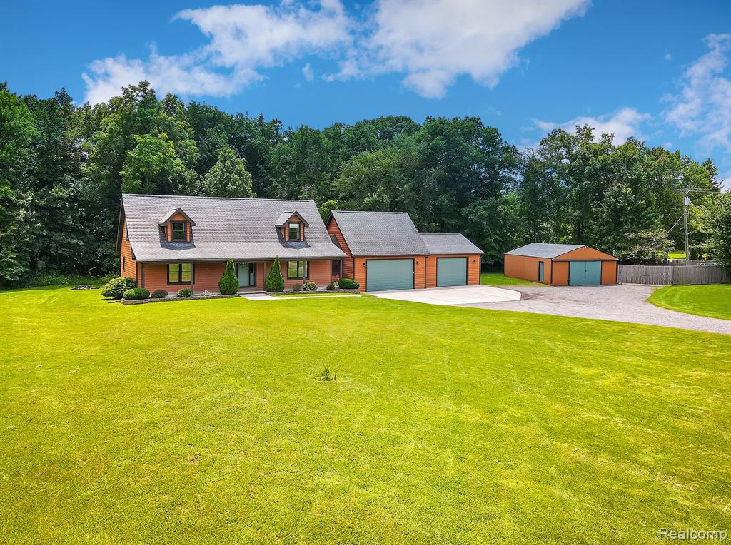 7653 CHASE LAKE Road, Fowlerville, MI 48836 — Photo 80