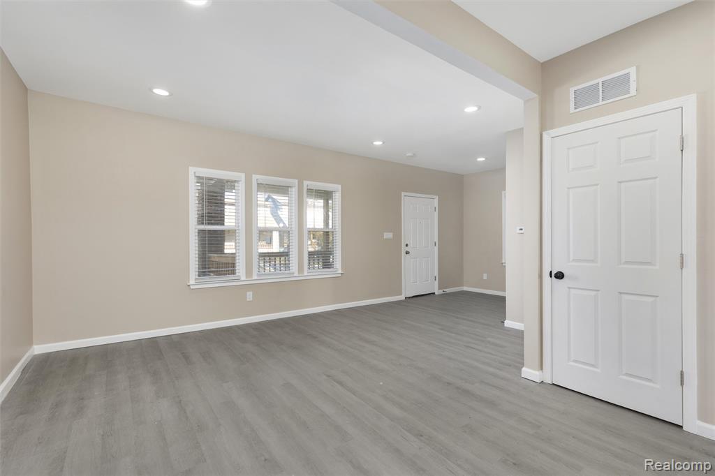 1565 Glendale Street, Detroit, MI 48238 — Photo 6