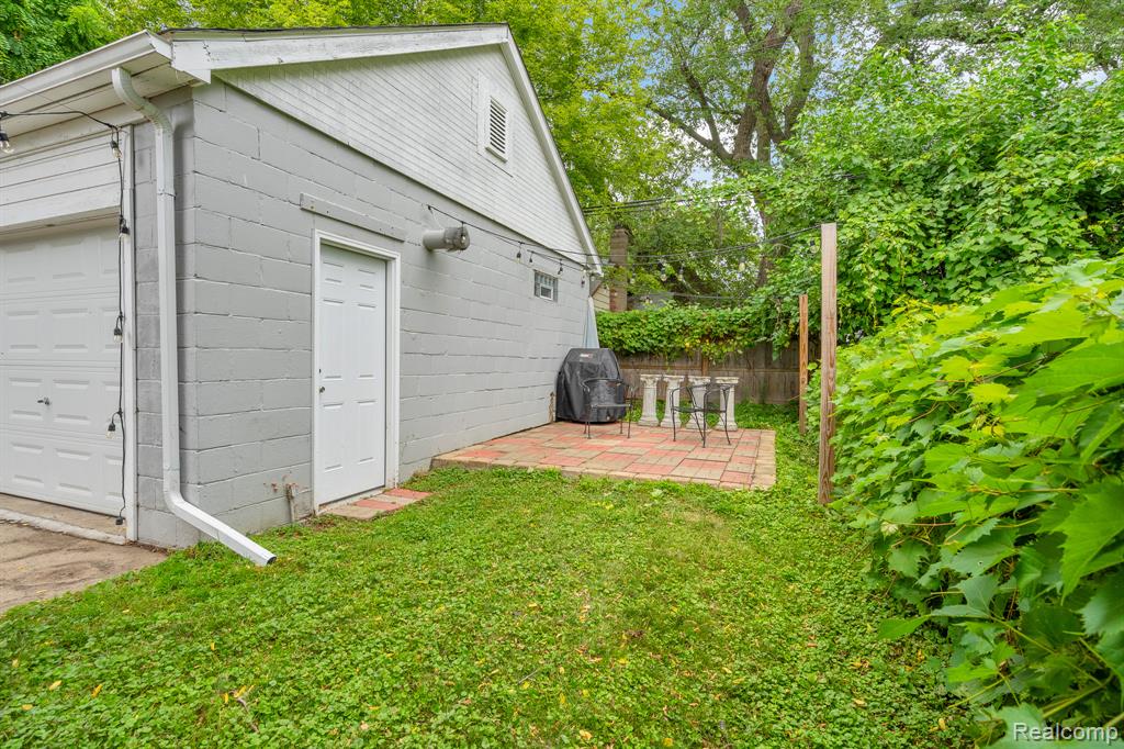 8661 Cadillac Avenue, Warren, MI 48089 — Photo 30