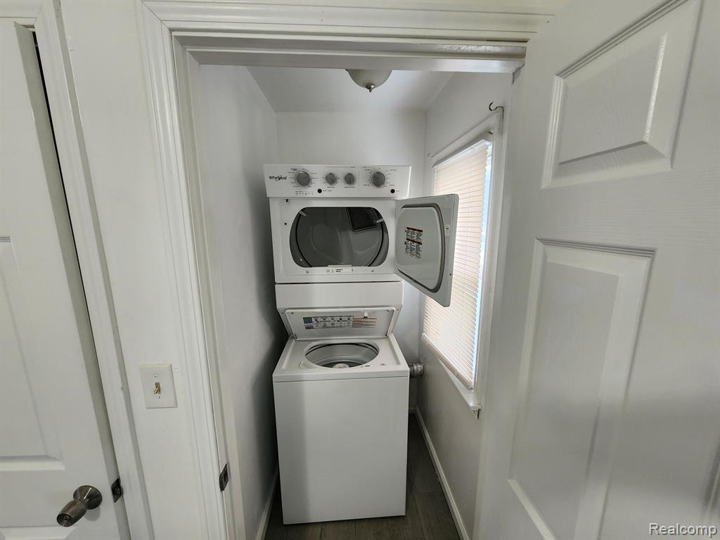 7052 Republic Avenue, Warren, MI 48091 — Photo 7