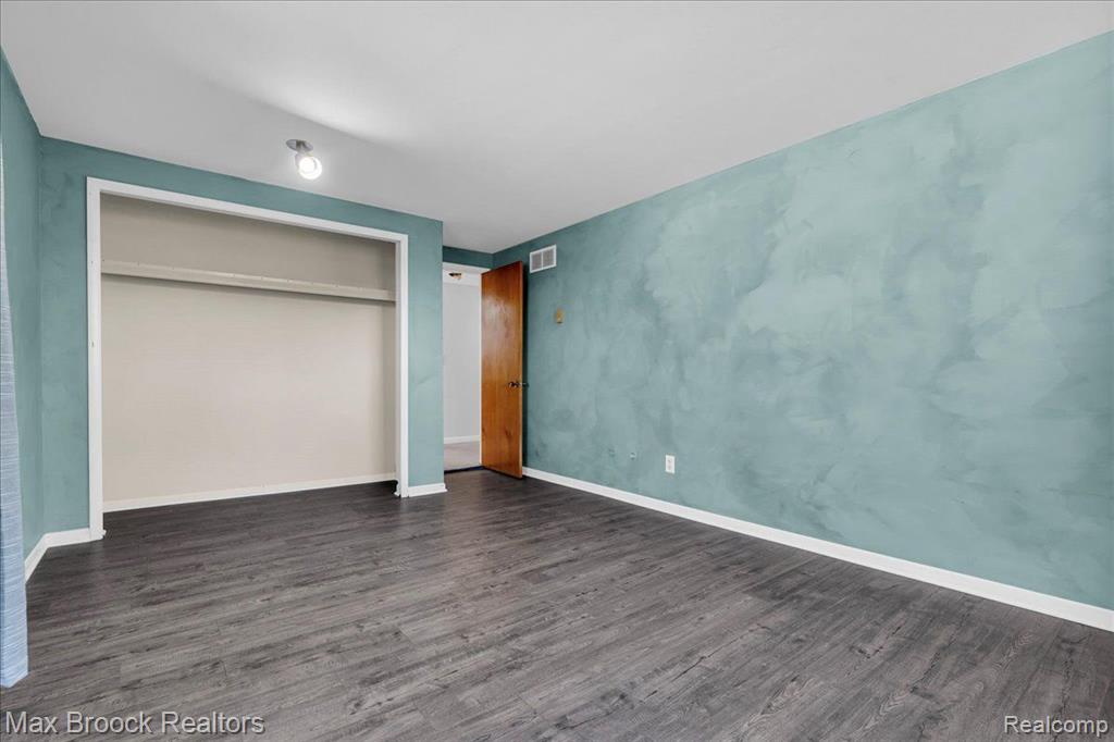 4332 LANETTE Drive, Waterford, MI 48328 — Photo 23