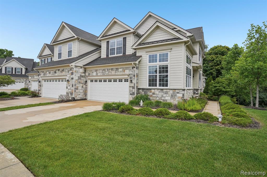42832 Cardinal Way, Novi, MI — front exterior