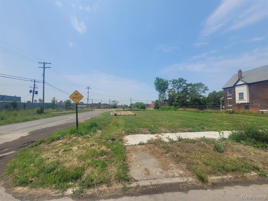 5201 STANTON Street, Detroit, MI 48208 — Photo 3