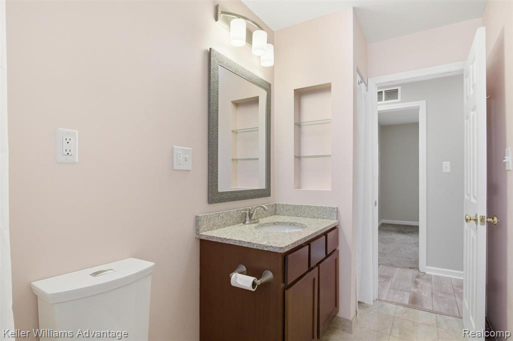 7435 Lathers Street, Westland, MI — Photo 20