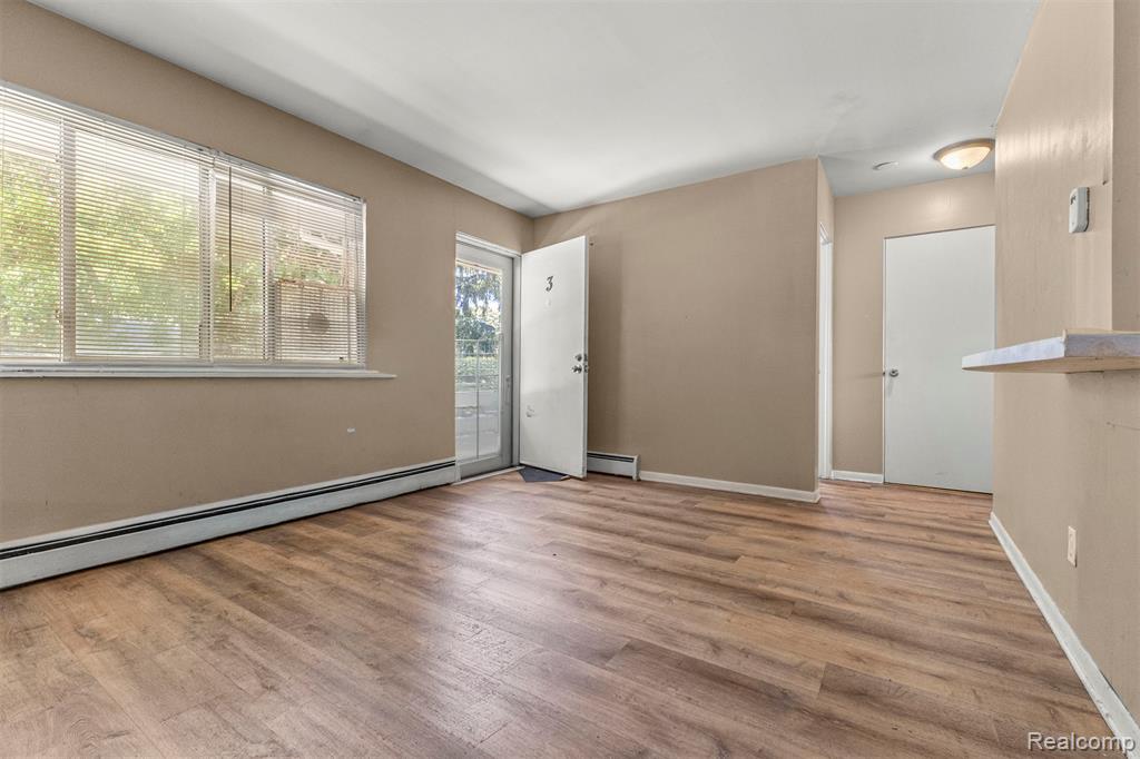 4077 Columbus Street, Wayne, MI 48184 — Photo 8