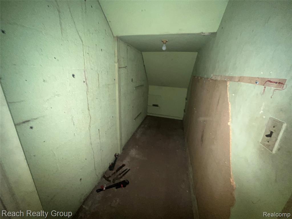21603 Grand River Avenue, Detroit, MI 48219 — Photo 9