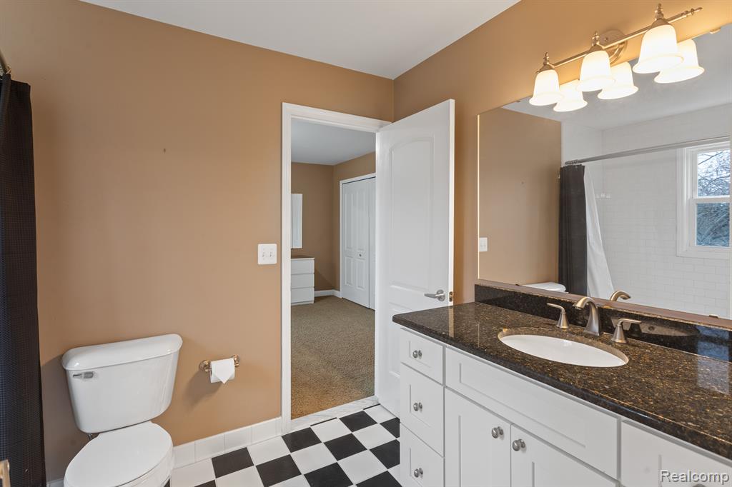 520 FISKE Drive, Detroit, MI 48214 — Photo 26