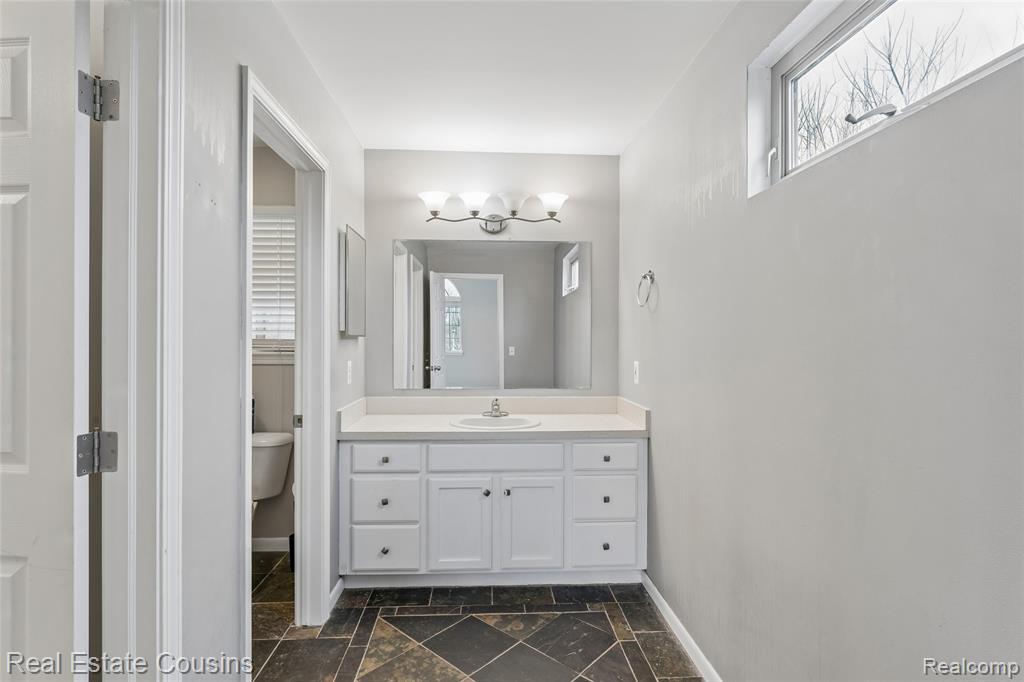 1520 NE Eden Gardens Drive S, Fenton, MI 48430 — Photo 15