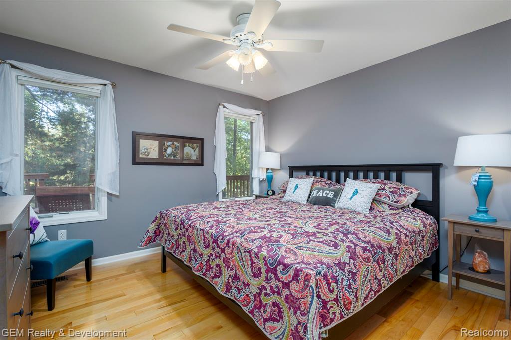 925 Sarah Road, Pinckney, MI 48169 — Photo 20