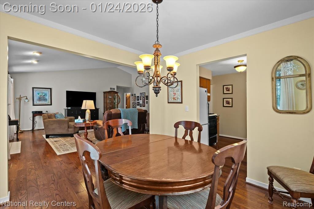 485 Winwood Circle, 115, Walled Lake, MI 48390 — Photo 11