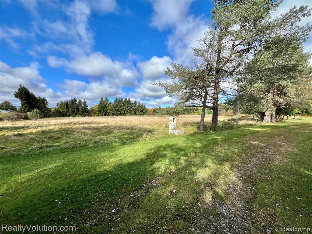 4331 Capac Road, Capac, MI 48014 — Photo 24