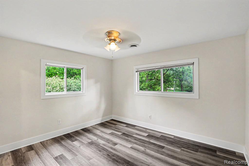 9315 Hillcrest Road, Clarkston, MI 48348 — Photo 15
