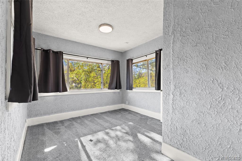 3007 W Philadelphia Street, Detroit, MI 48206 — Photo 17