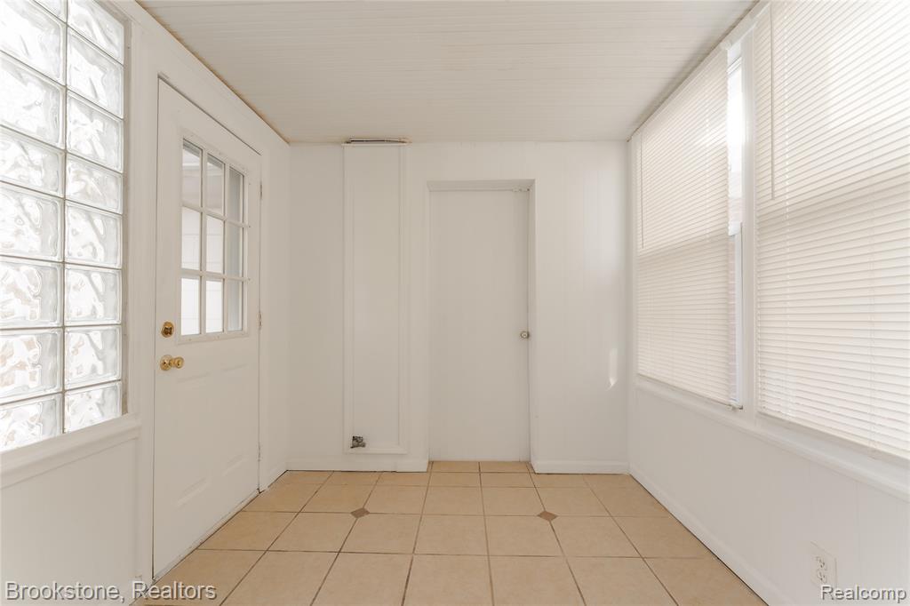 17006 Juliana Avenue, Eastpointe, MI 48021 — Photo 21