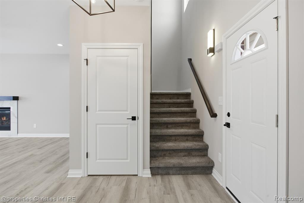 23188 Waterview Drive, New Boston, MI 48164 — Photo 26