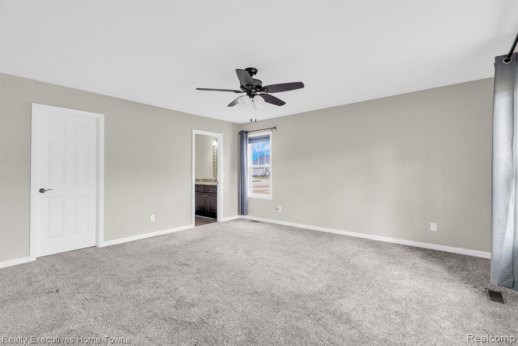 4080 Lancaster Drive, Fort Gratiot, MI 48059 — Photo 17