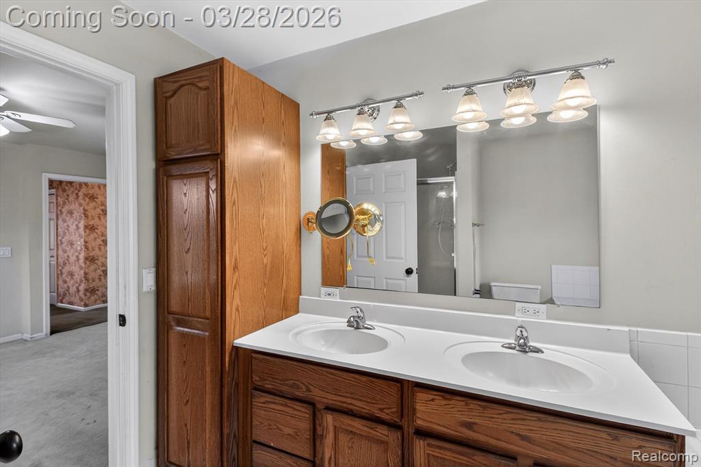 150 Bradley Street, Commerce Twp, MI 48382 — Photo 35