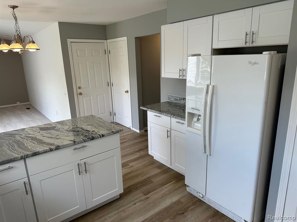 45851 CIDER MILL Road, Novi, MI — Photo 8