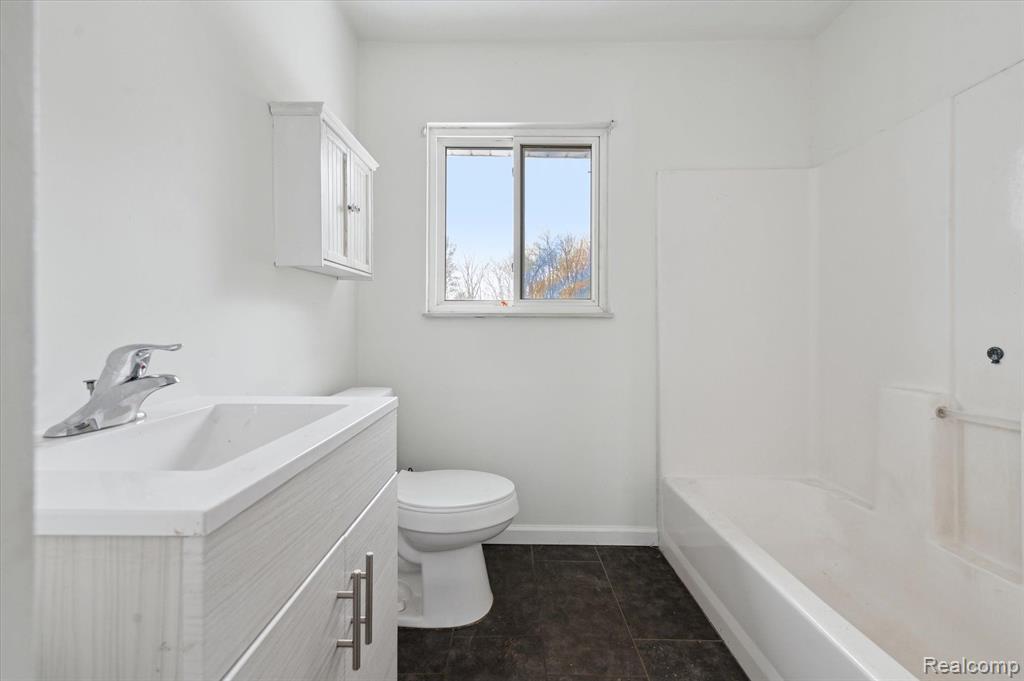 10179 TOWNSEND Road, Maybee, MI — Photo 21