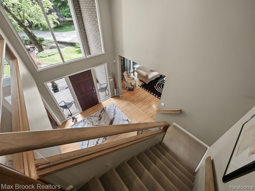 6224 Bromley Court, West Bloomfield, MI — Photo 28